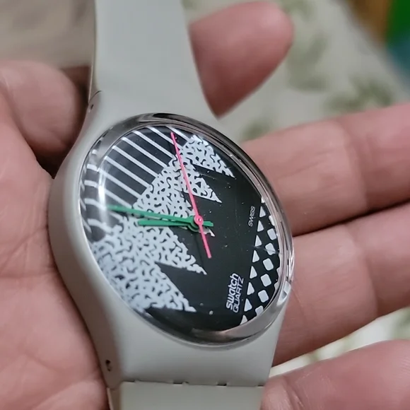 💙2 Swatch 1984 and Casio  Watche Working with Battery - Picture 17 of 17